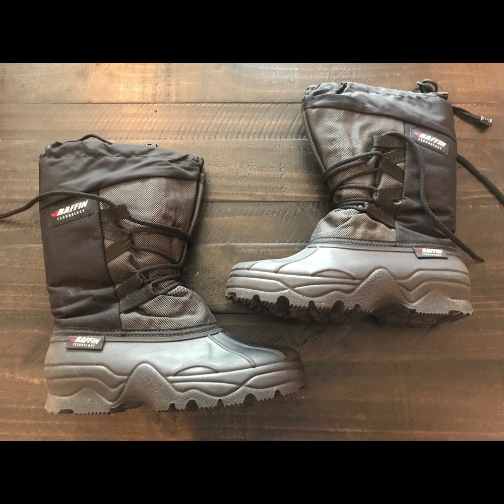 Women’s snow boots